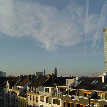 Apartments Hotel Petersburg Dusseldorf Exterior photo