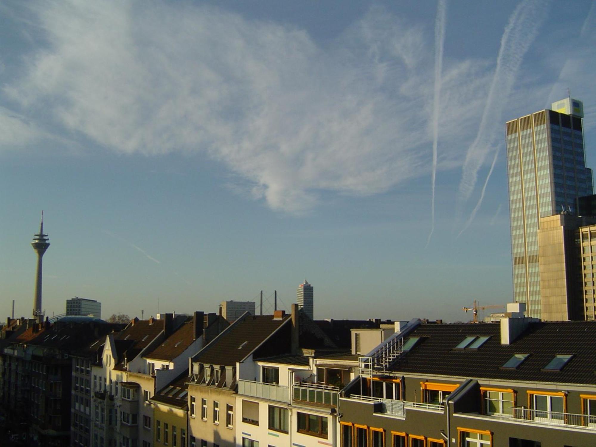 Apartments Hotel Petersburg Dusseldorf Exterior photo